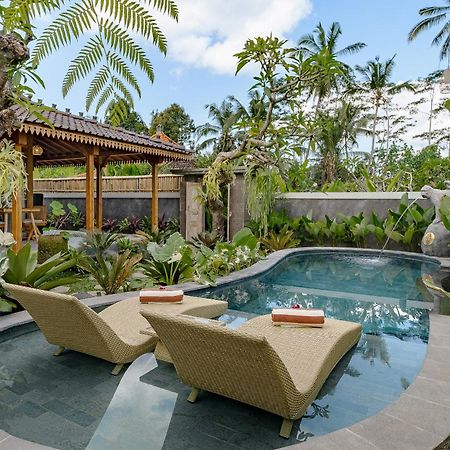 Ratni Ubud Villa Exterior foto